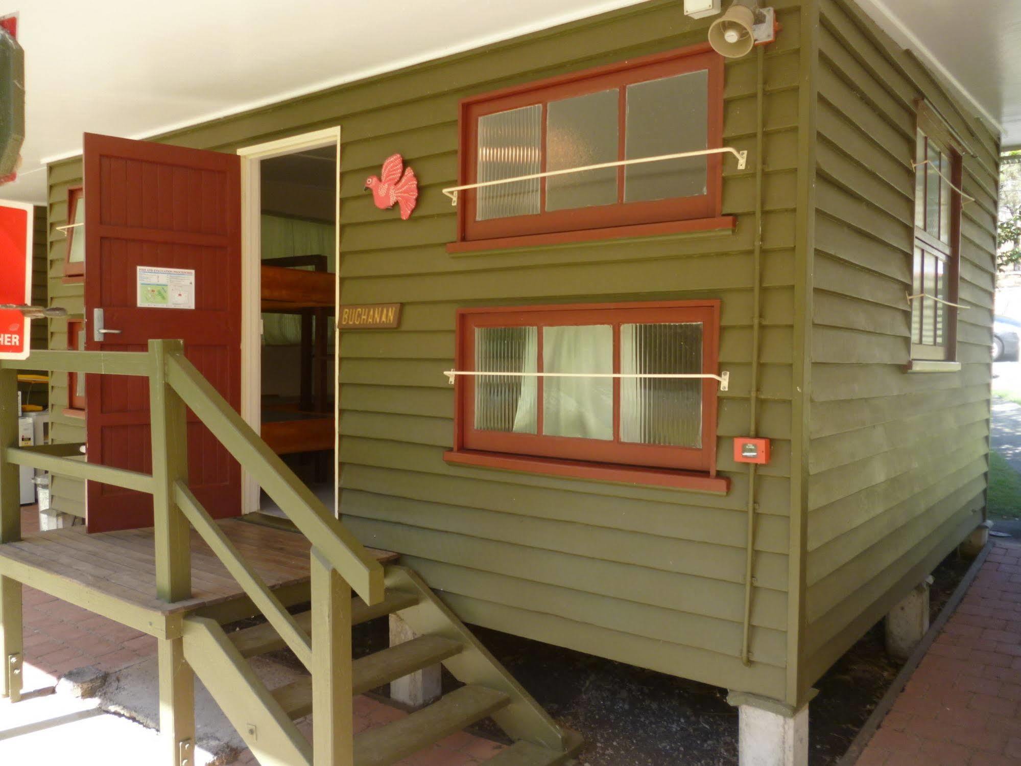 Christmas Creek Cafe & Cabins Lamington ภายนอก รูปภาพ